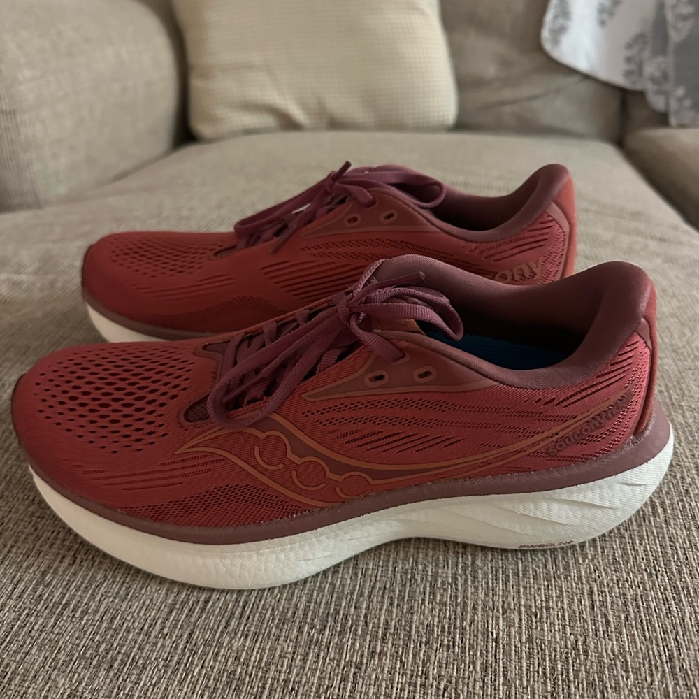 Saucony Women's Ride 18